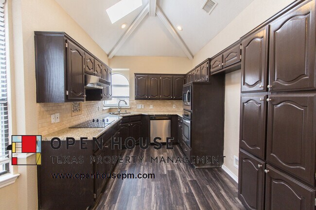 Building Photo - 2108 Brabant Dr Plano