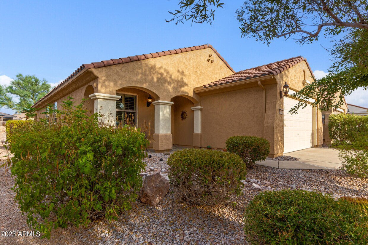 Primary Photo - 6597 W Saratoga Way