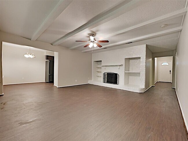 Foto del edificio - 23115 Lestergate Dr