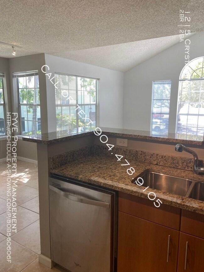 Building Photo - 1215 Crystal Way