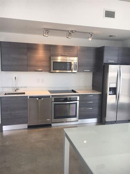 Photo - 151 SE 1ST ST Unit 1611