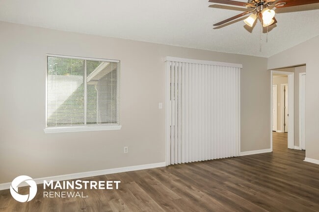 Foto del edificio - 2102 Thames Rd SE