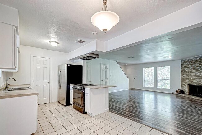 Building Photo - 1011 Hamblen Rd