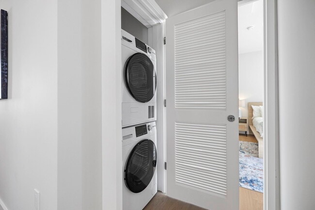 Foto del edificio - 693 Sutter St