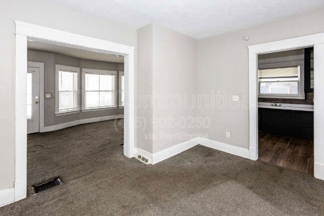 Foto del edificio - 3390 E 135th St