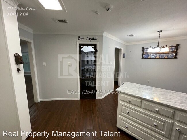 Building Photo - 3 br, 2 bath House - 311 Neely Rd