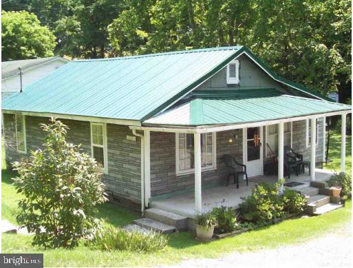 Primary Photo - 10725 Right Fork Rd