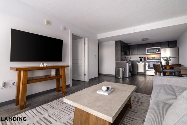 Building Photo - 50 Morgan St N