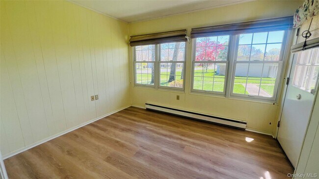 Foto del edificio - 399 Woodbridge Dr