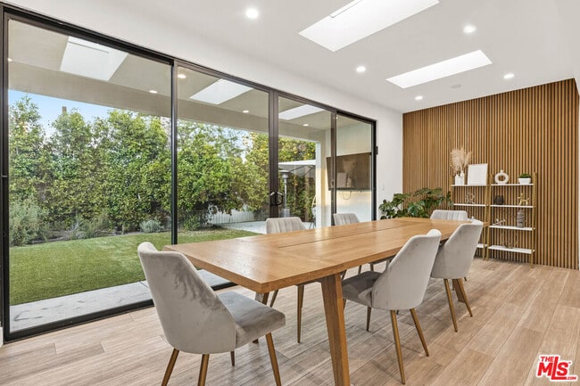 Building Photo - 22747 Erwin St