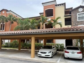 Building Photo - 9715 Acqua Ct