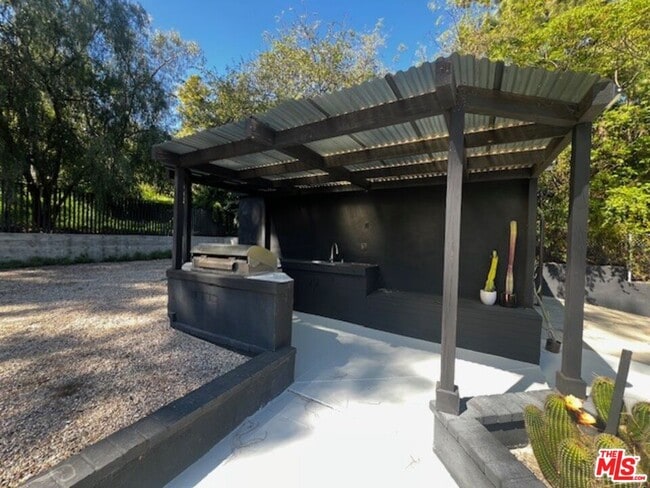 Building Photo - 4049 Monterey Rd