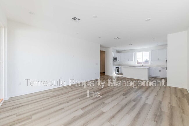 Building Photo - 31374 Lolite Dr