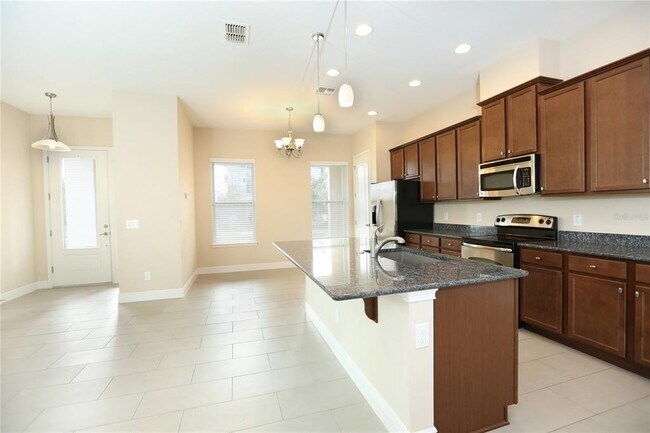 Building Photo - 14046 Walcott Avenue