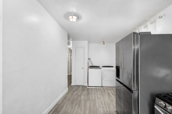 Foto del edificio - 2058 Mac Ct