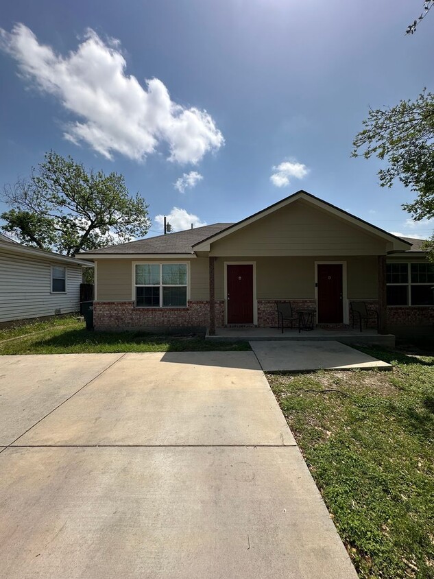 Primary Photo - 1 Bed/1 Bath
