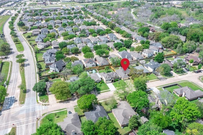 Building Photo - 16342 Maple Downs Ln