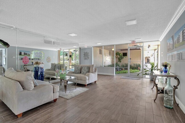 Foto del edificio - 6300 NW 2nd Ave