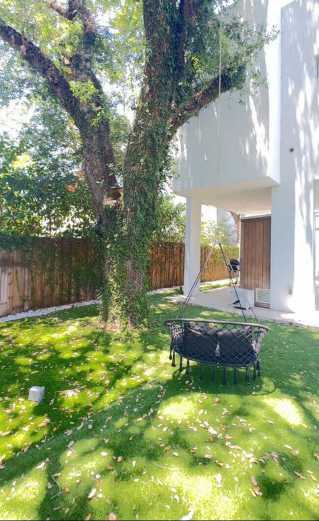 Foto del edificio - 2921 SW 38th Ct