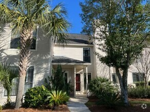 Building Photo - 340 Sandpiper Dr