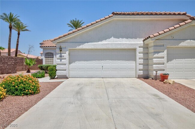 Foto del edificio - 10022 Catalina Canyon Ave
