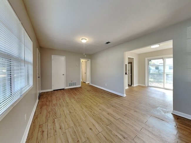 Building Photo - 7428 Sharbeth Dr N