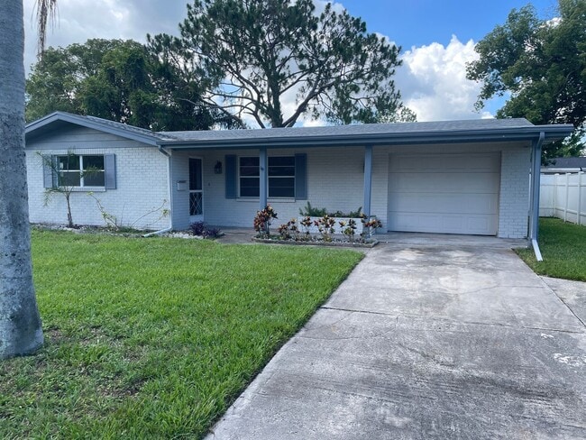 Building Photo - 2/1.5/1 New Port Richey