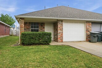 Building Photo - 2000 Monte Cristo Way