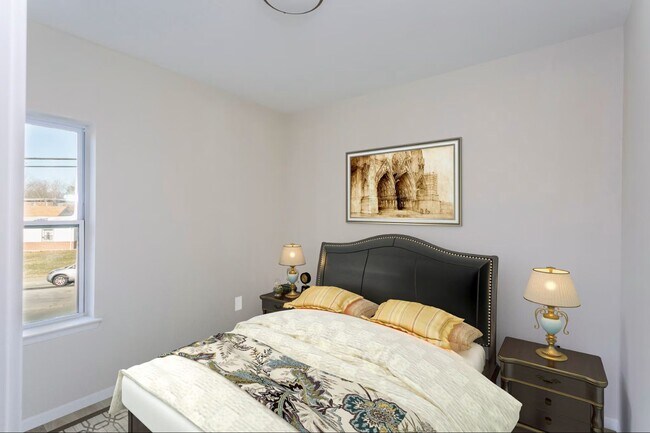 Building Photo - 5908 Arizona Ave