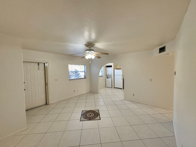 Photo - 1st Floor Apartment with Pool, Tennis Court & More in North Fort Myers