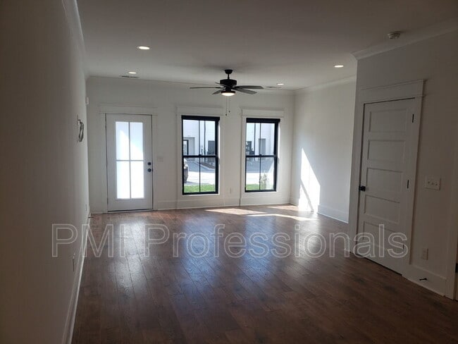 Photo - 209 McAuliffe St Townhome