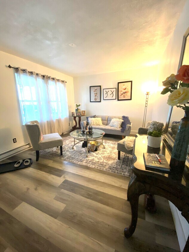 Foto principal - 112 S 22nd St
