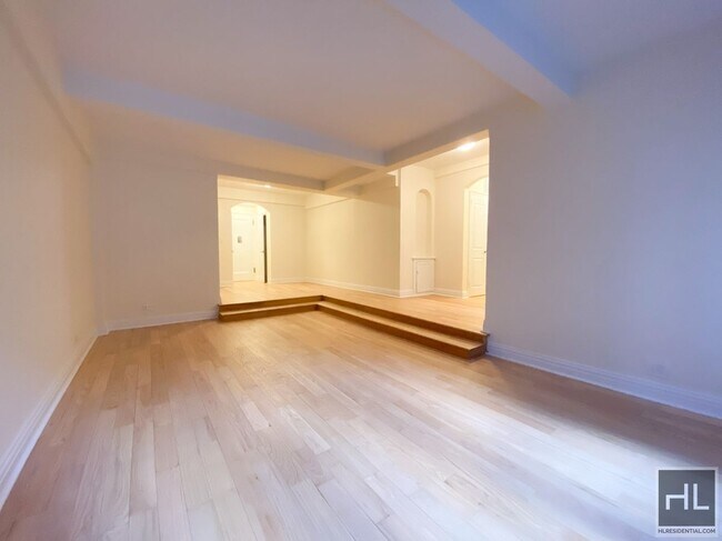 Foto del edificio - EAST 56 STREET