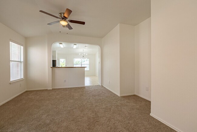 Foto del edificio - 12905 Thomas Jefferson St