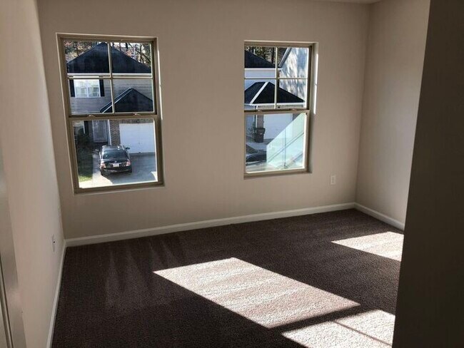 Foto del edificio - 2353 Hackamore Dr