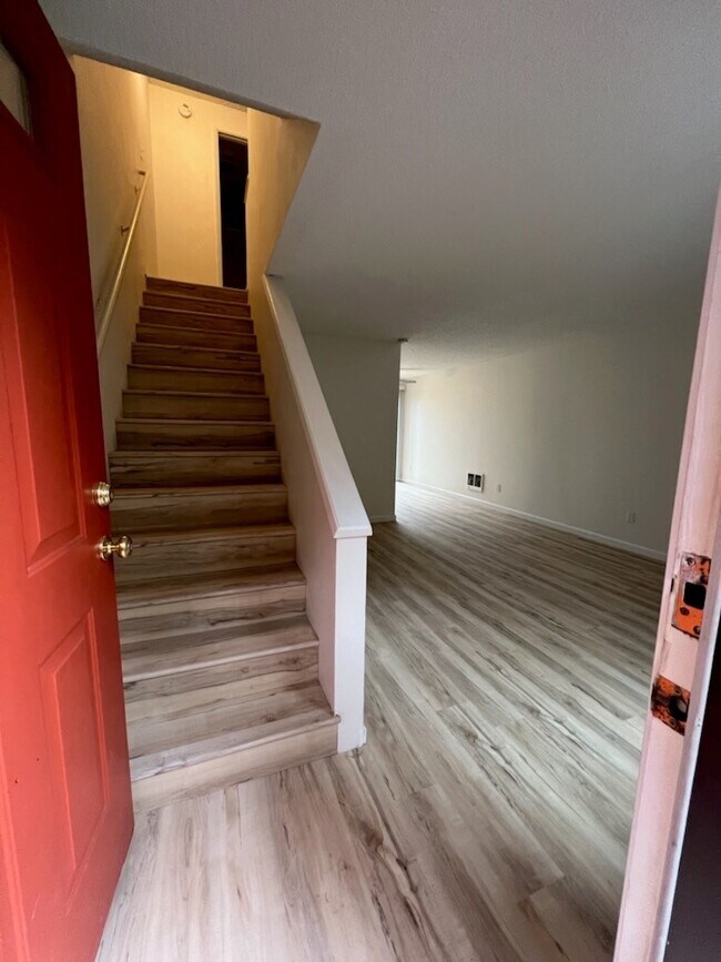 Foto del edificio - 6904 N Richmond Ave
