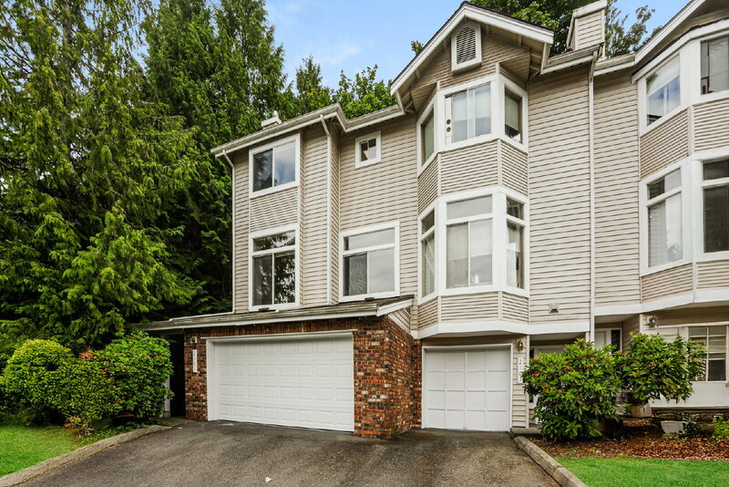 Primary Photo - 2101 NW Pacific Elm Dr