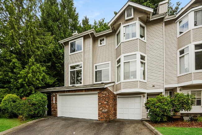 Photo - 2101 NW Pacific Elm Dr Townhome