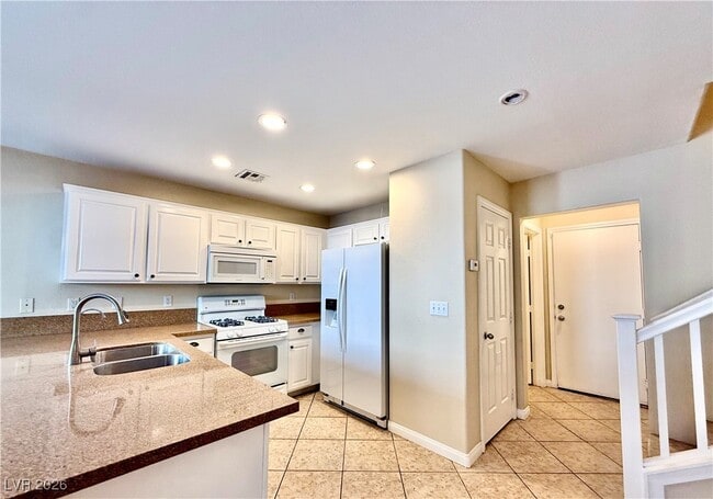 Building Photo - 10256 Missouri Meadows St