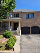 Building Photo - 11 Citronella Ln