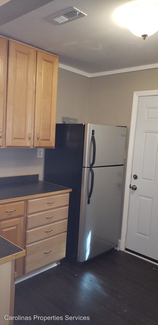 Building Photo - 2 br, 1 bath Apartment - 1114 John St