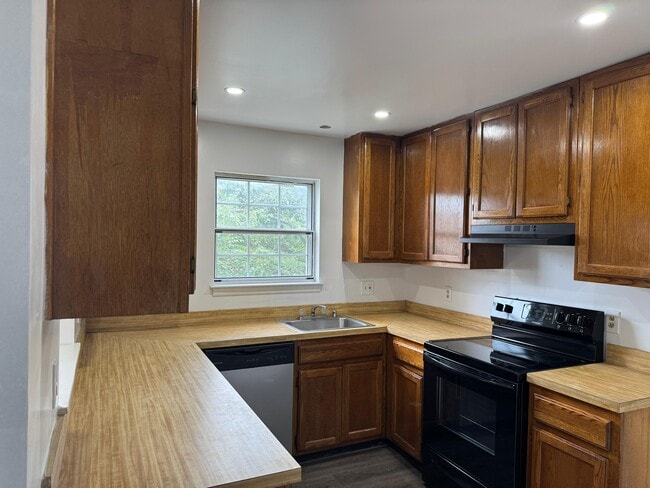 Foto del edificio - 10734 Castleton Way