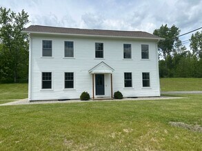 Building Photo - 173 S Amenia Rd