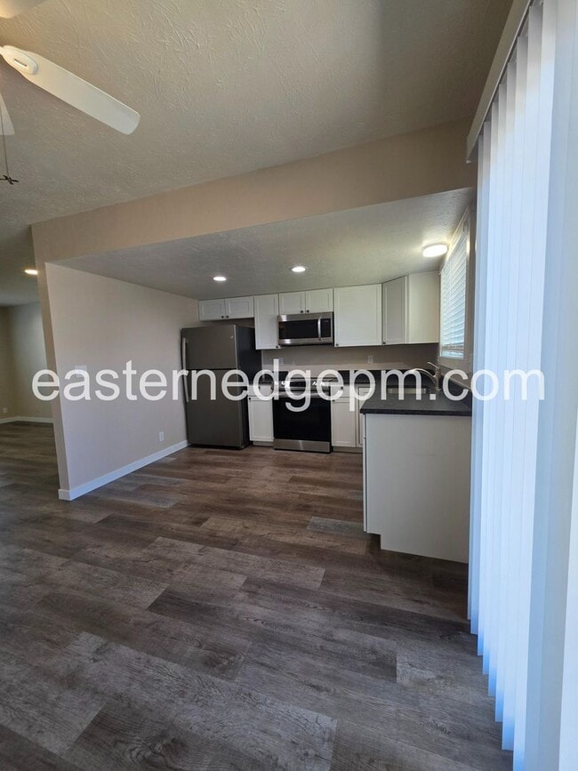Foto del edificio - 650-652 NW 6th St