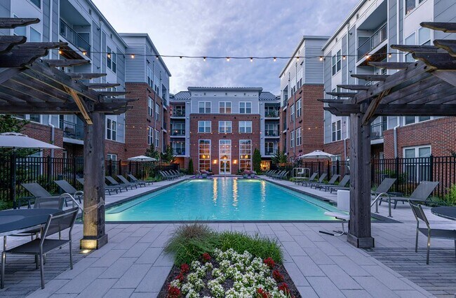 Foto del edificio - 8311 Telegraph Rd