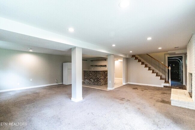 Foto del edificio - 2344 Alice Bell Rd