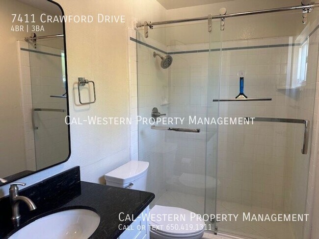 Foto del edificio - 7411 Crawford Dr