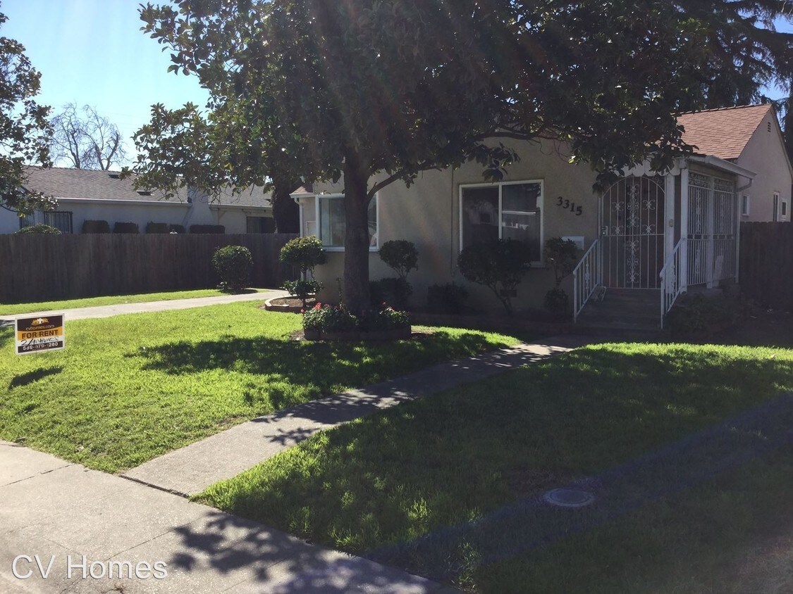 Primary Photo - 3315 Sierra Madre Ave