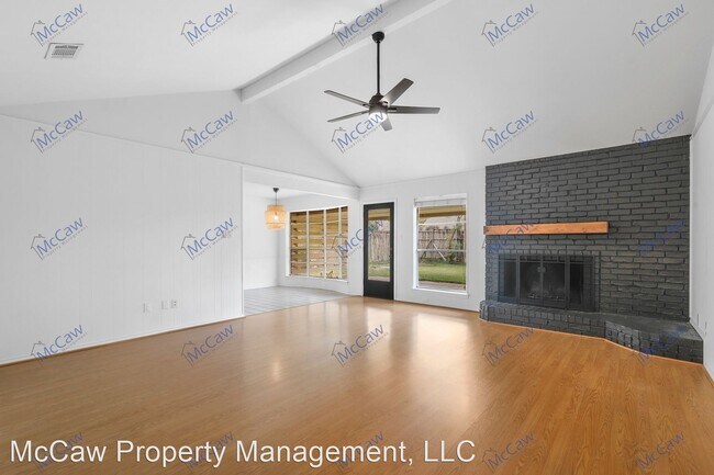 Foto del edificio - 3 br, 2 bath House - 3524 Kelvin Ave.