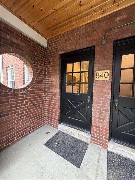 Foto del edificio - 840 Thorn St